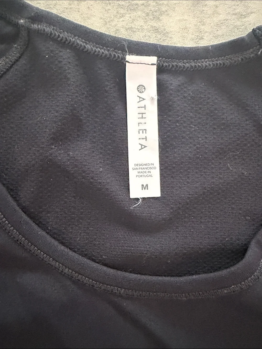 Women’s Black Short-Sleeve Athleta Top - Picture 2 of 3